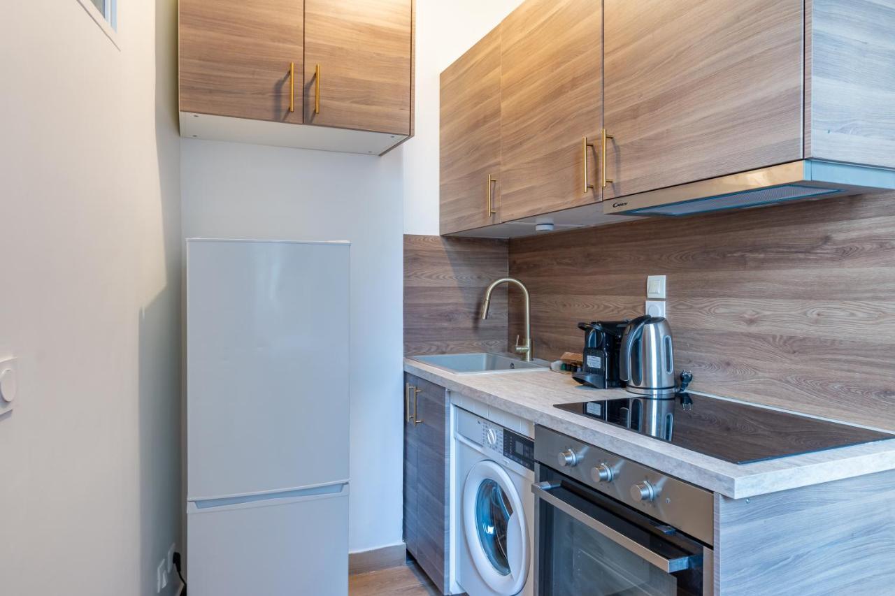 Appartement Metro Alexandre Dumas ปารีส ภายนอก รูปภาพ