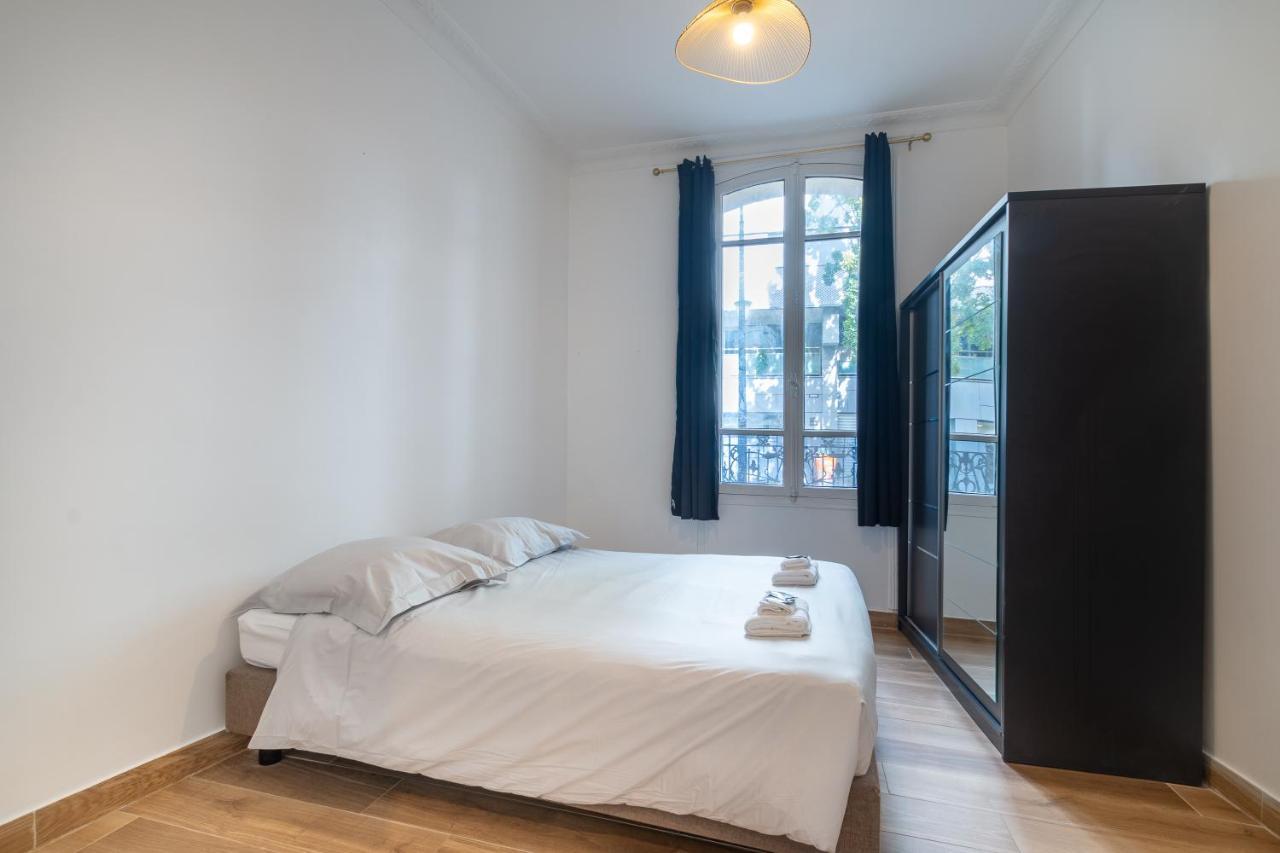 Appartement Metro Alexandre Dumas ปารีส ภายนอก รูปภาพ