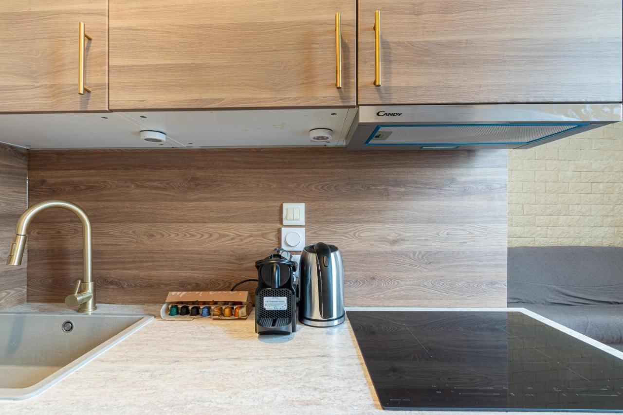Appartement Metro Alexandre Dumas ปารีส ภายนอก รูปภาพ