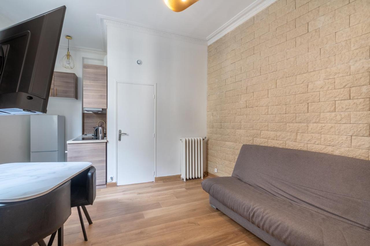 Appartement Metro Alexandre Dumas ปารีส ภายนอก รูปภาพ