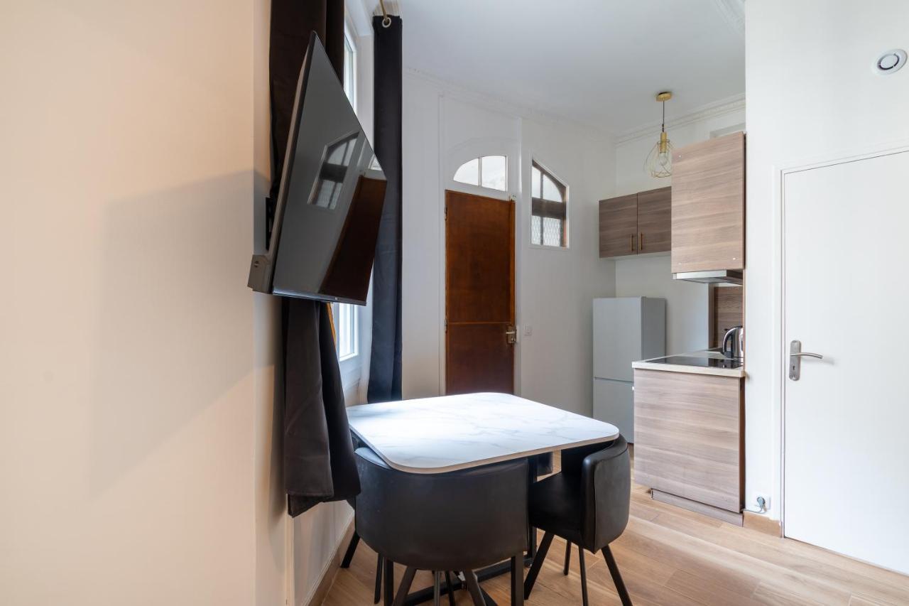 Appartement Metro Alexandre Dumas ปารีส ภายนอก รูปภาพ