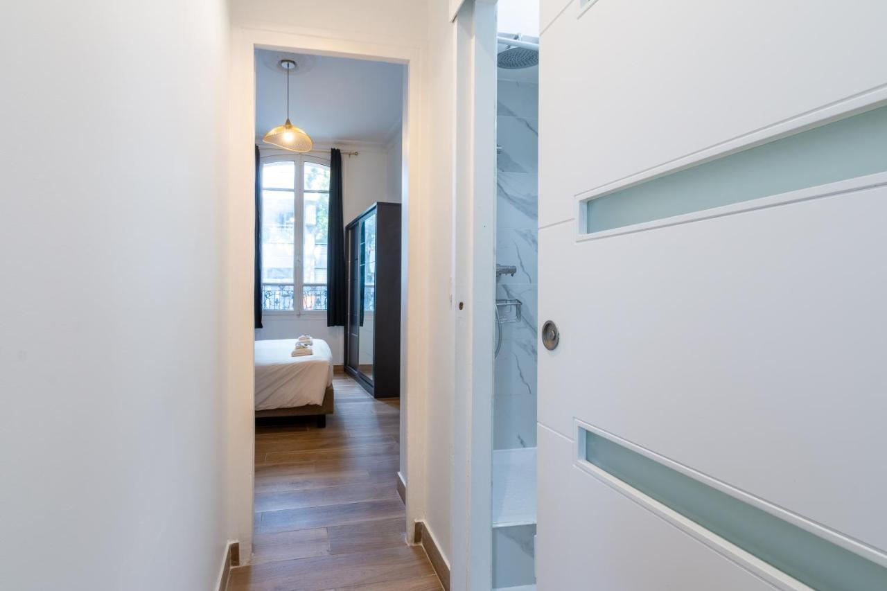 Appartement Metro Alexandre Dumas ปารีส ภายนอก รูปภาพ