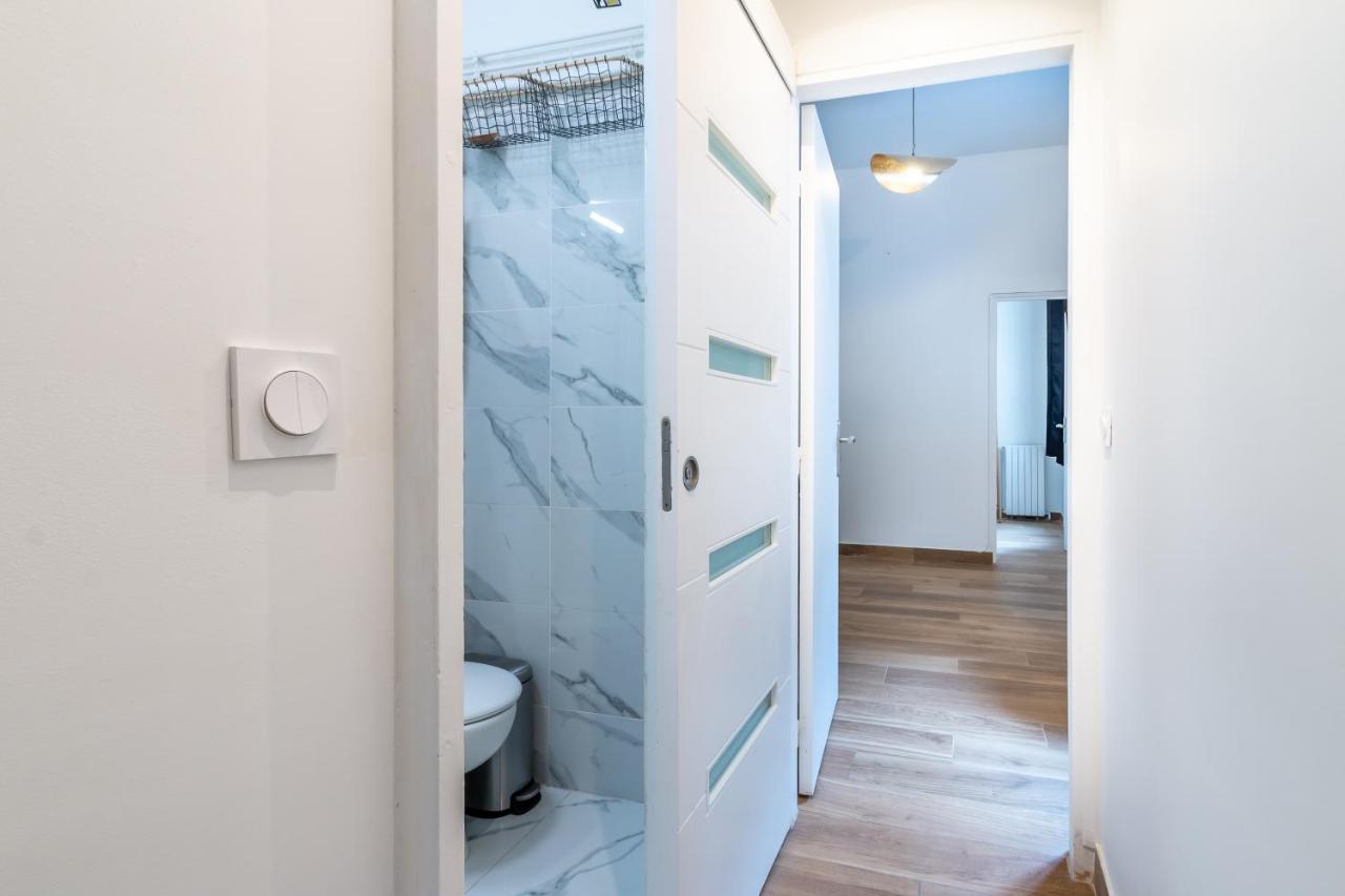 Appartement Metro Alexandre Dumas ปารีส ภายนอก รูปภาพ